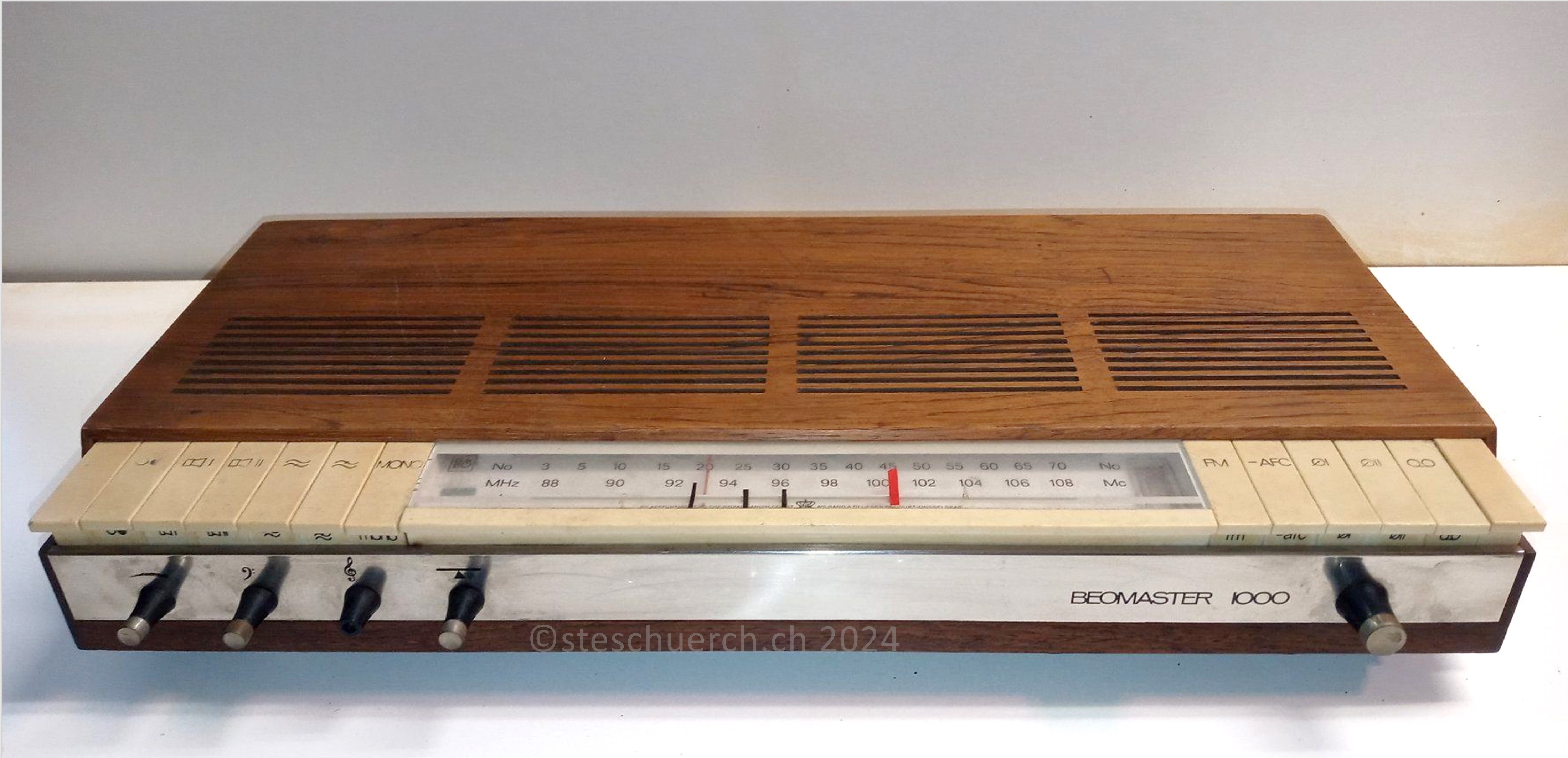 Bild 1 Bang & Olufsen Beomaster 1000 (1968)