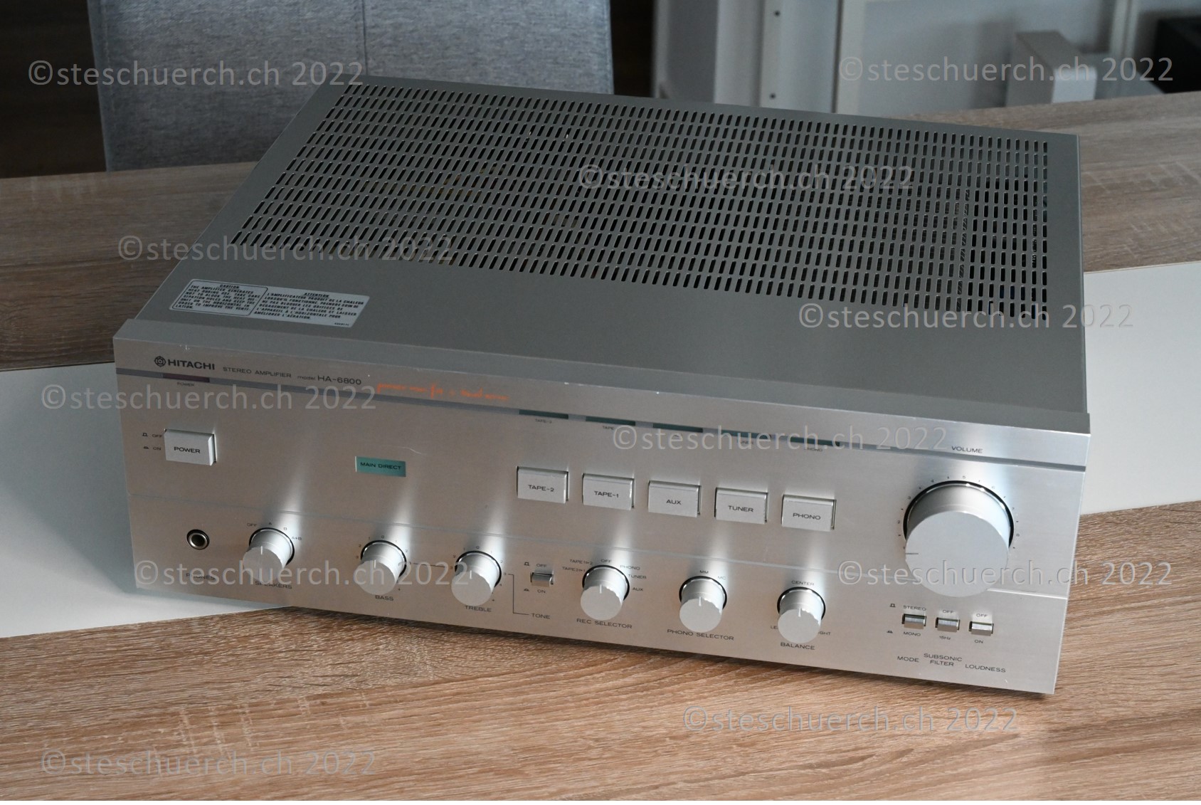 Bild 1 Hitachi HA-6800 (1981)