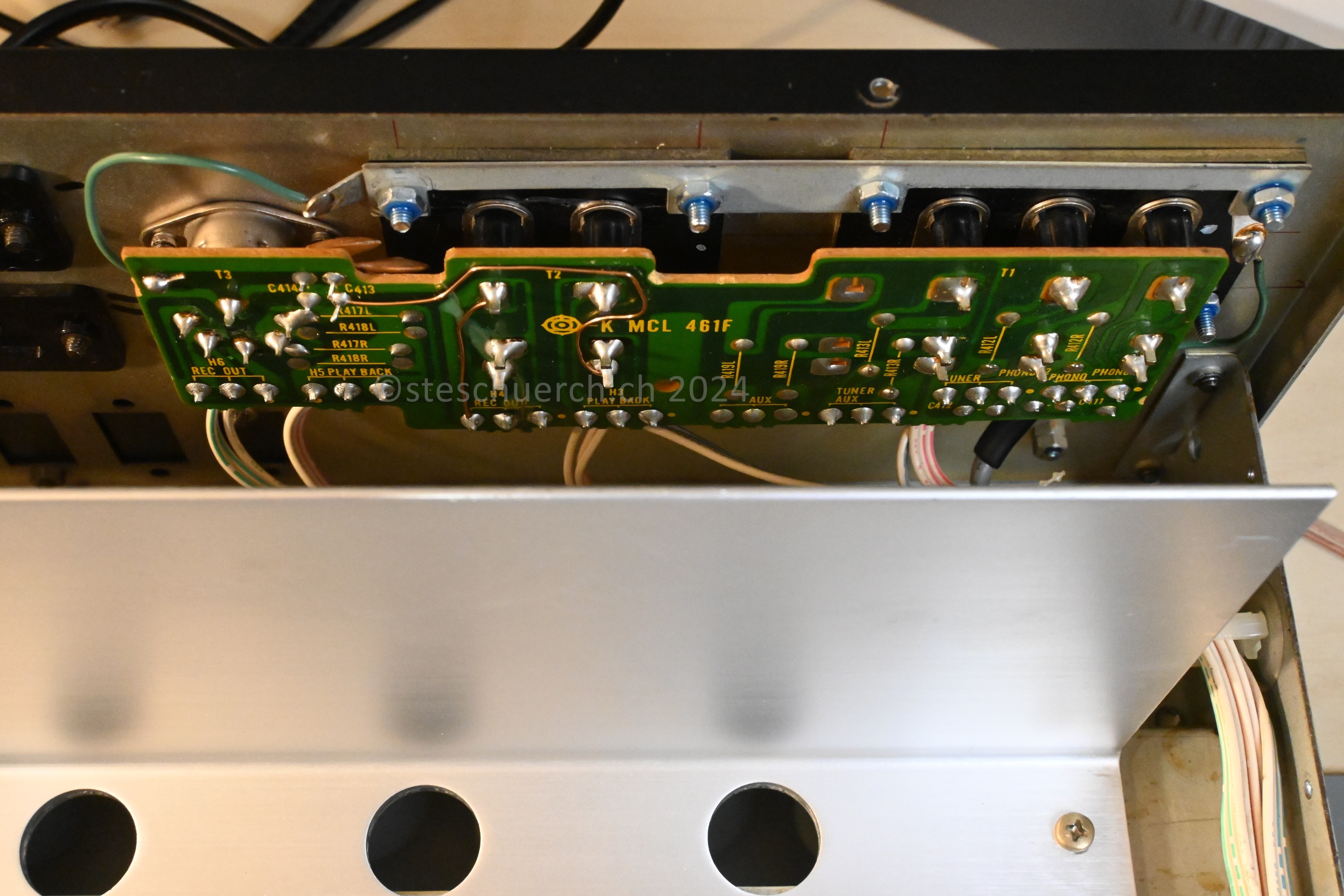 Bild 6 Hitachi HA-330 Stereo Amplifier (1977)