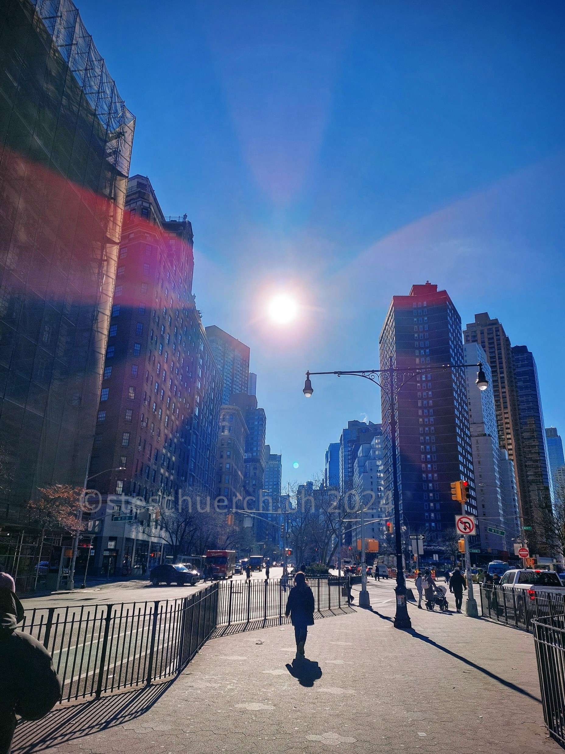 West 71st Street in New York mit Sicht auf zahlreiche Hochhäuser